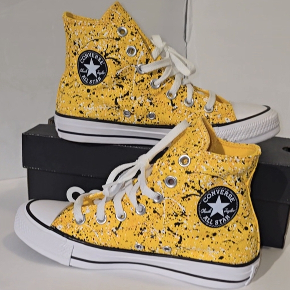 Converse Shoes - Converse Chuck Taylor All Star Hi Paint Splatter in amarillo, Size Women 6